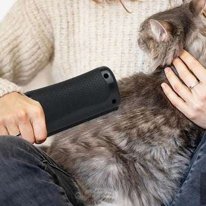 Deshedding Brush for Cats & Dogs - Grooming Made Easy - PETLUXE