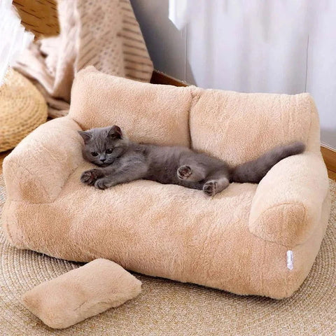 Luxury Winter Cat Bed - Plush & Comfortable for Pets
